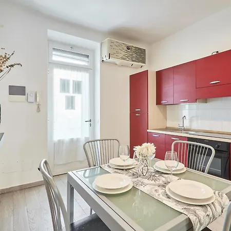 Apartment Easylife - Comfort E Relax In Porta Venezia Milan